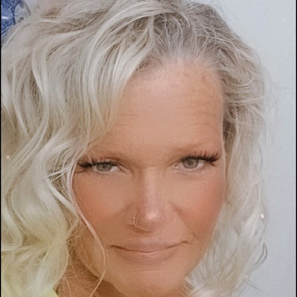 Meet your Posher, Christie